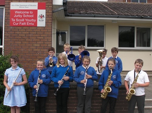 Jurby pupils play with The Halle